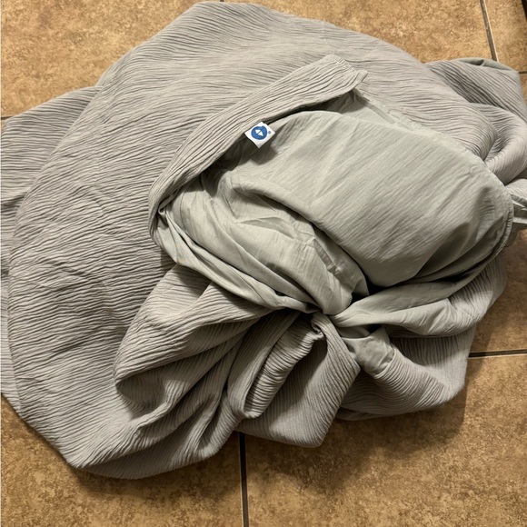 Sleep number king duvet cover. - Picture 3 of 4